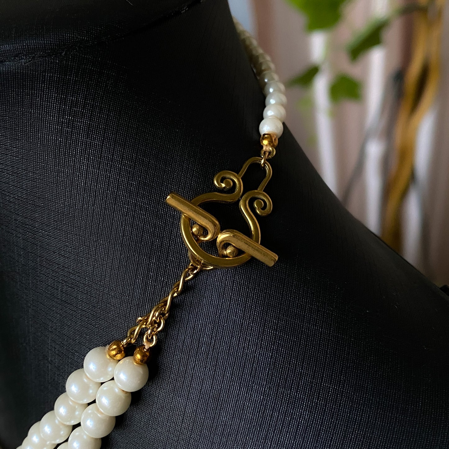Venus II ~ Glass Pearl & Gold Overlay Knotted Pearl Necklace