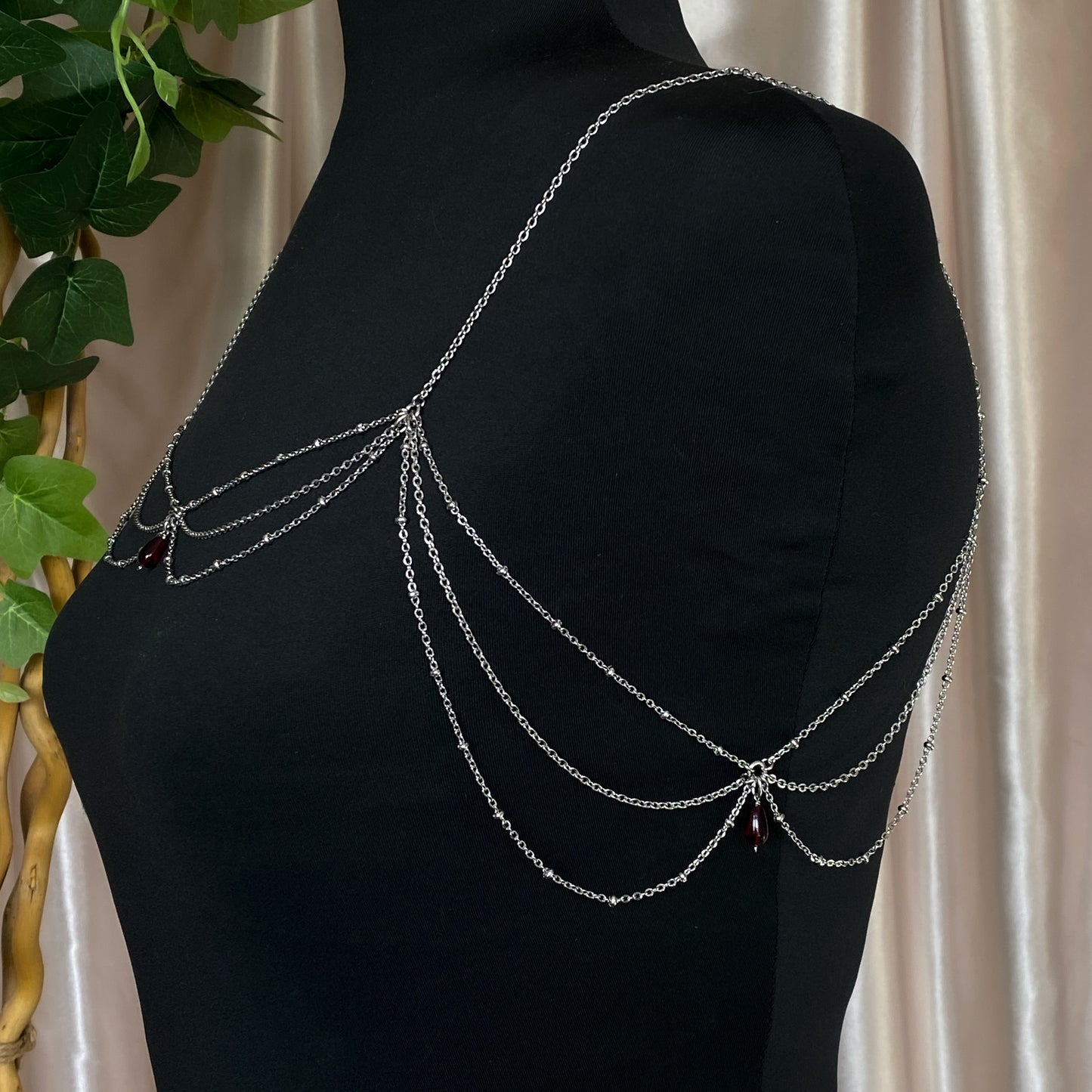 Sanguine ~ Shoulder Necklace