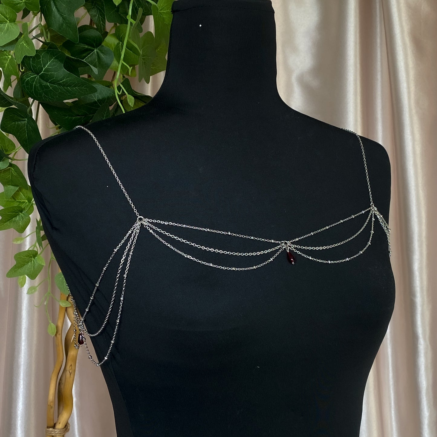 Sanguine ~ Shoulder Necklace