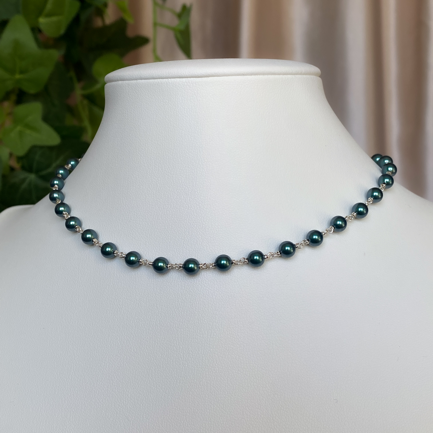 Nyx ~ Bead Link Choker