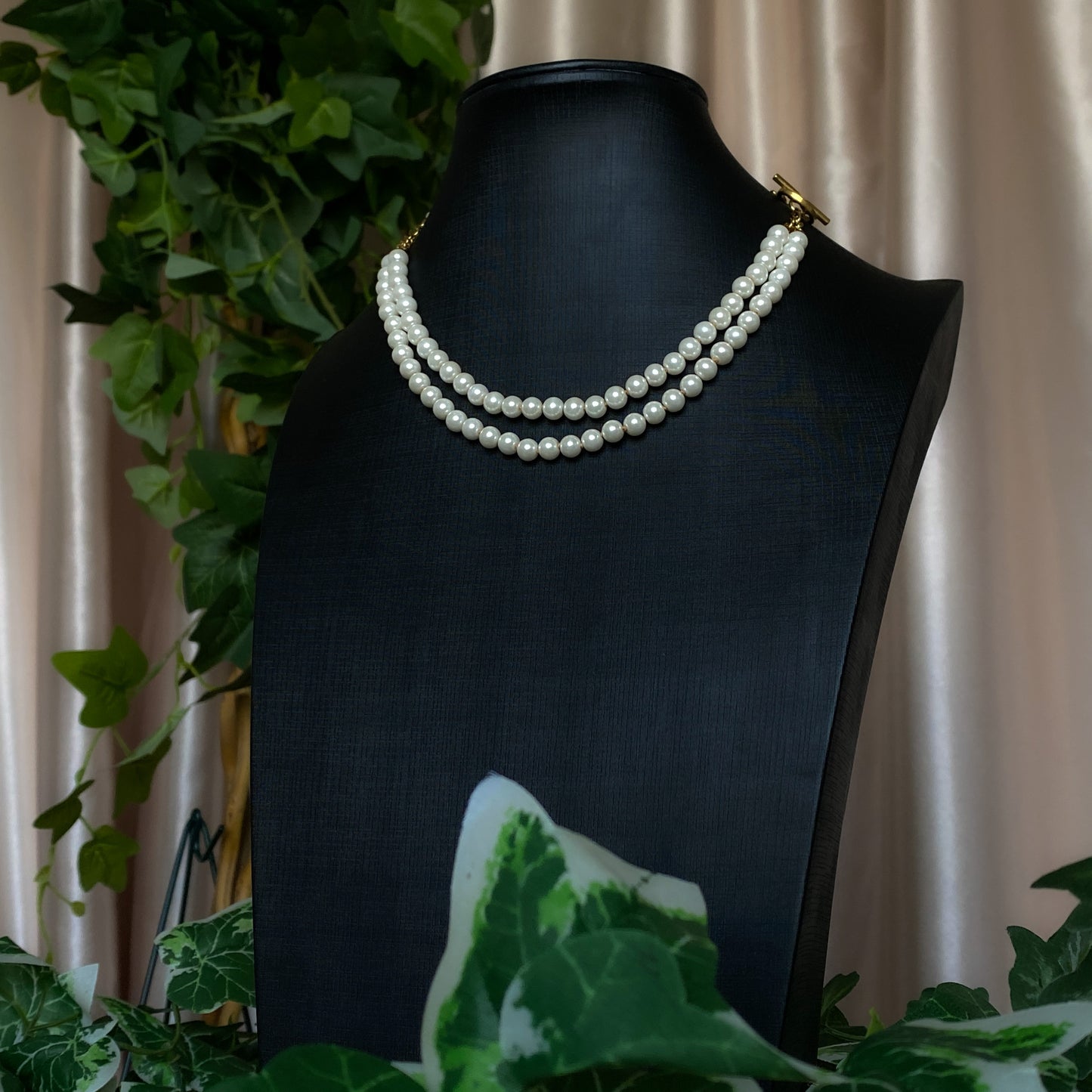 Venus II ~ Glass Pearl & Gold Overlay Knotted Pearl Necklace